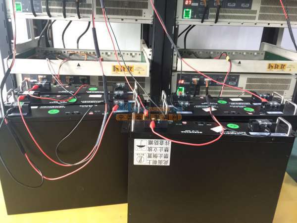 工廠直售 5G基站儲(chǔ)能電源與48V20Ah鐵鋰電池組車載充電機(jī)應(yīng)用解析